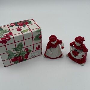 Department 56 Cherry Pickers Hand Painted Salt Pepper Shakers In Box